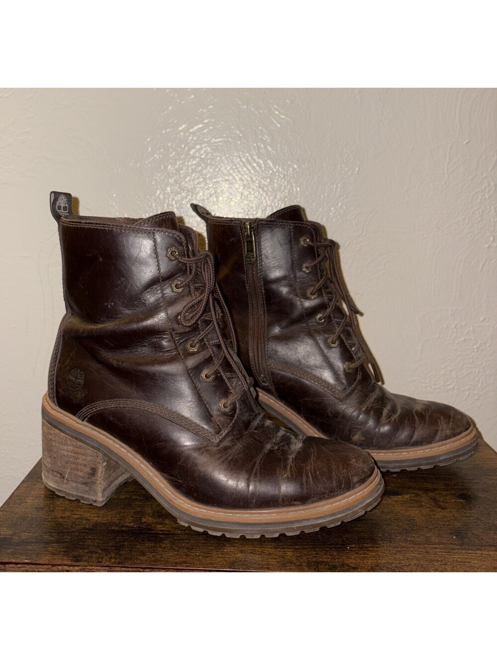 Timberland Boots Womens 8 Lace Up Zip Brown Leather A24TW Scuffed Heel See Photo